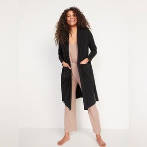 NWT! Black Rib-Knit Robe - Size Medium Petite